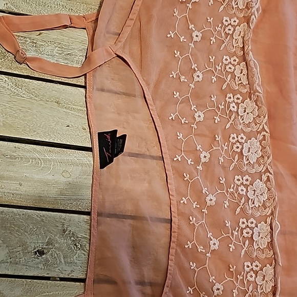 Torrid 4xl Pink Sheer Tank Top - Picture 3 of 5